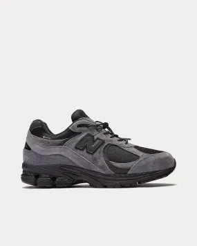 2002r Gore-Tex Grey / Black Low Top Sneakers