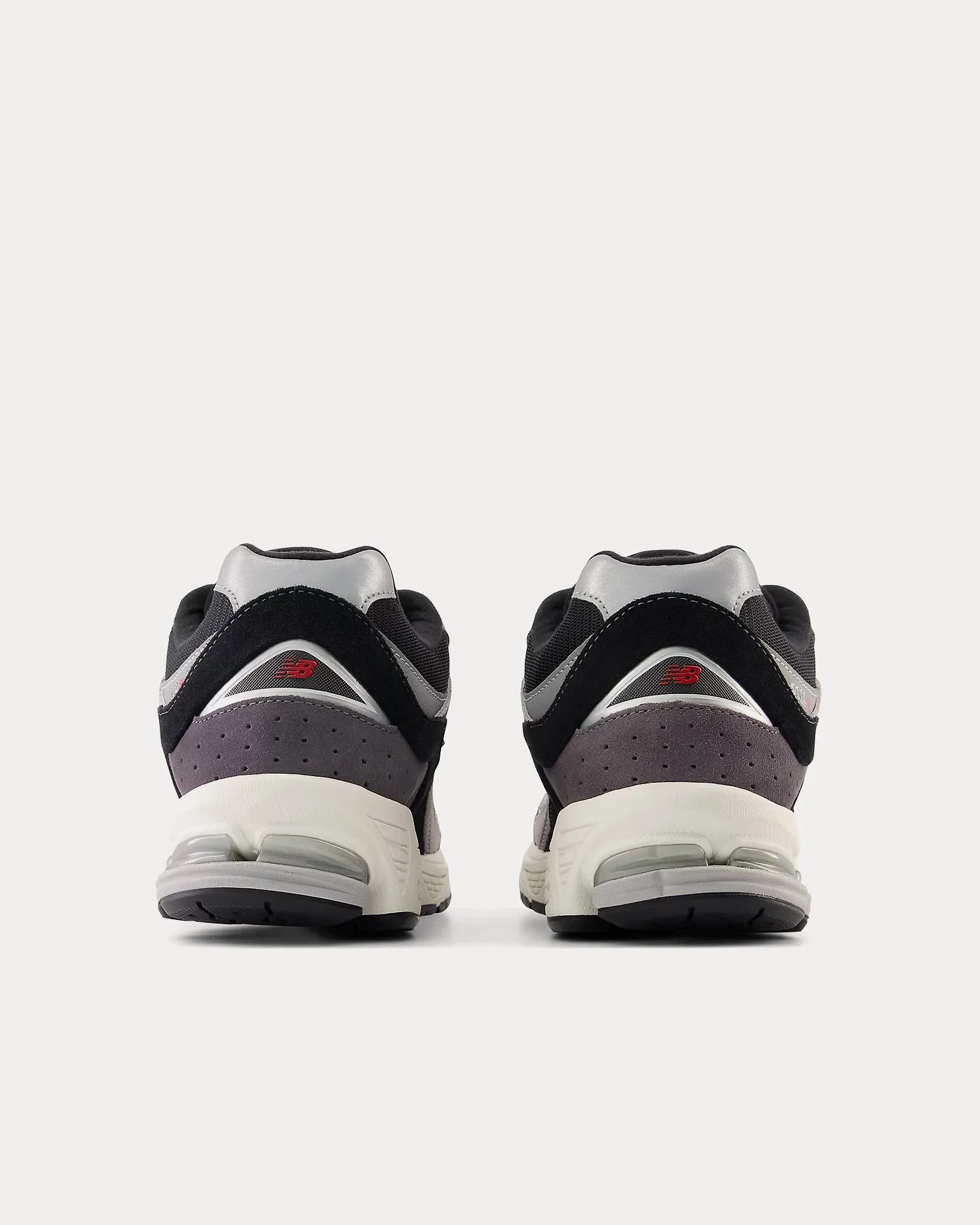 2002r Slate Grey / Black / Raincloud Low Top Sneakers