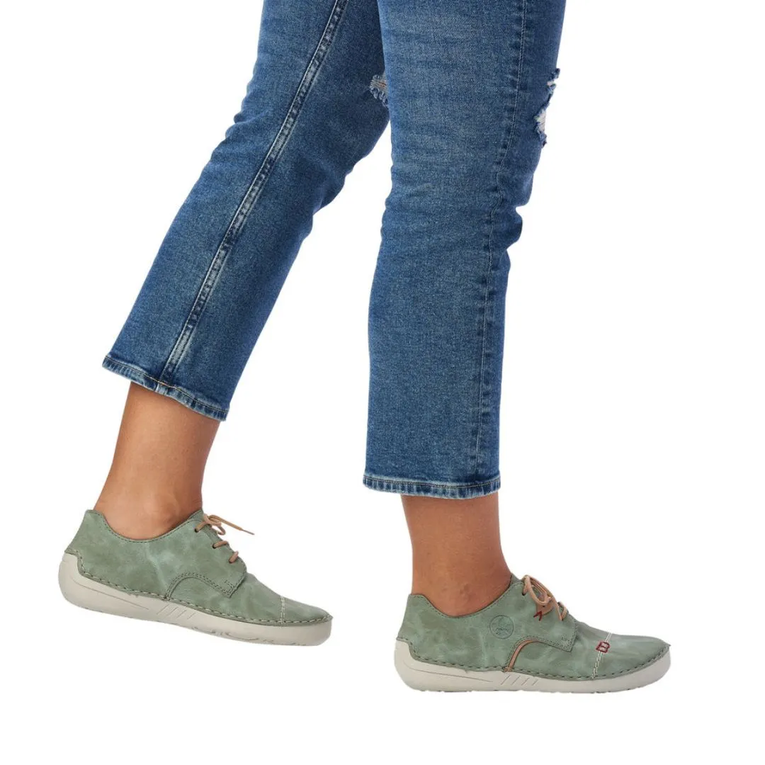 52528 Lace-Up Sneaker