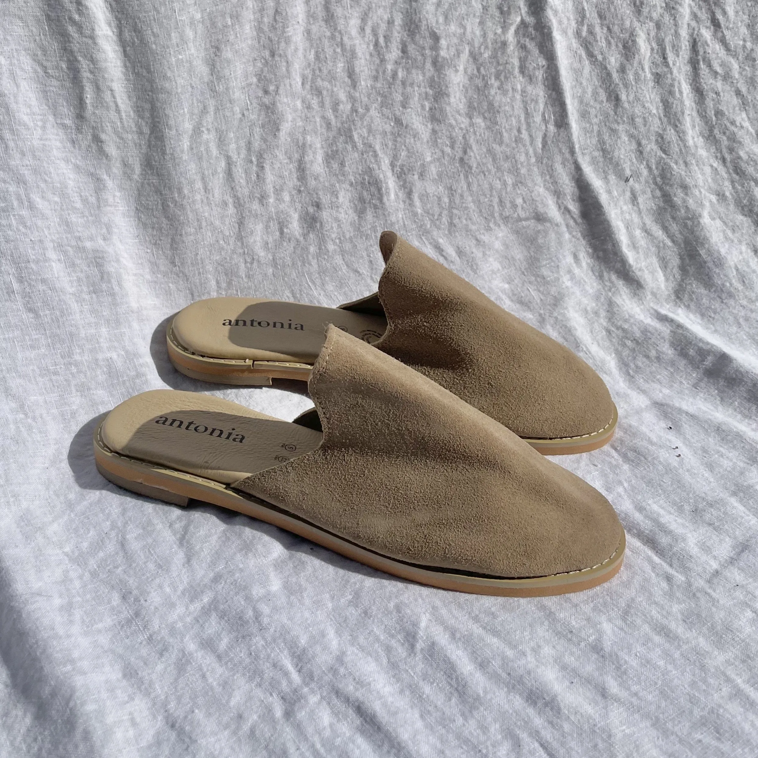 Antonia Suede Slide- SAND