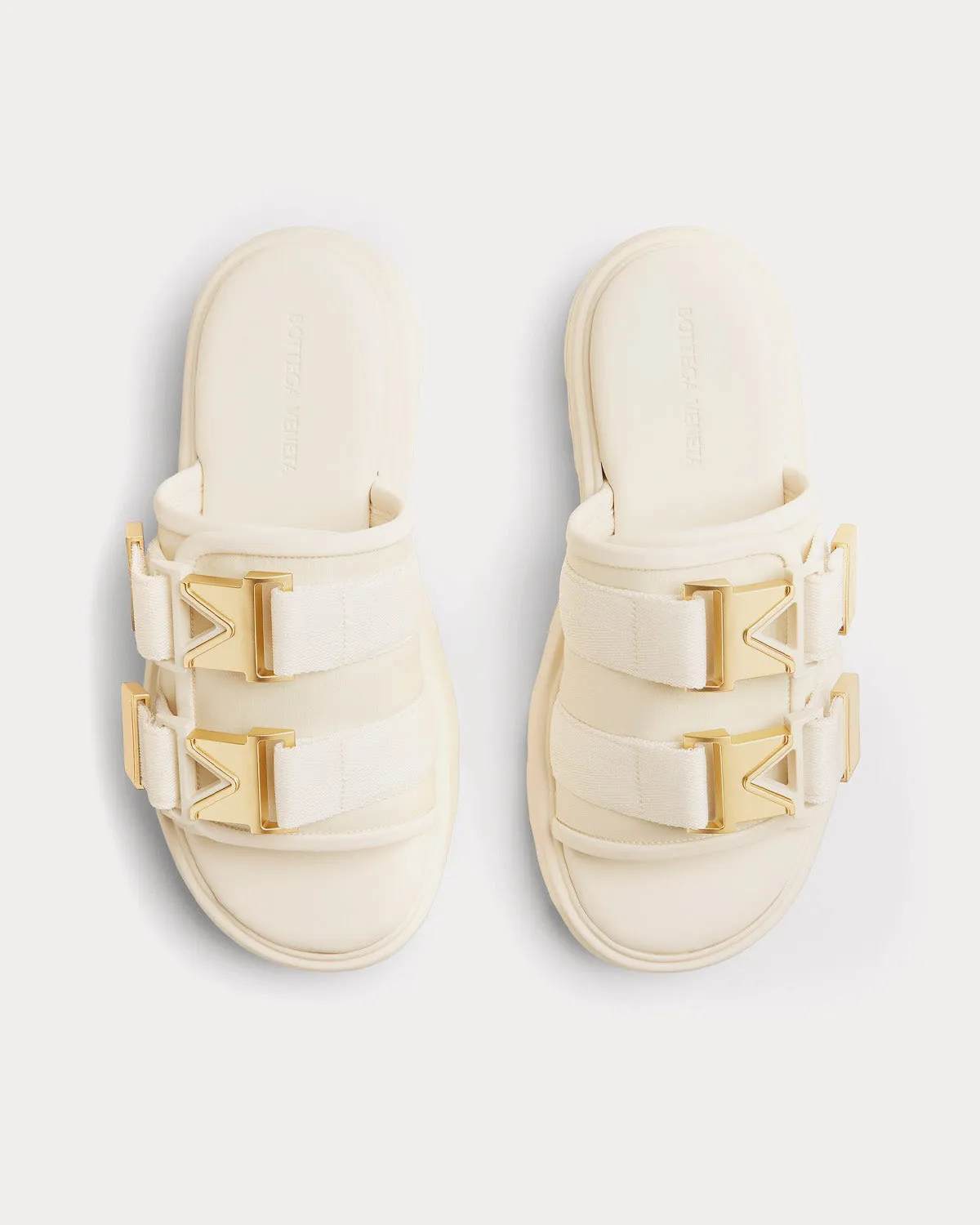 Flash String Sandals
