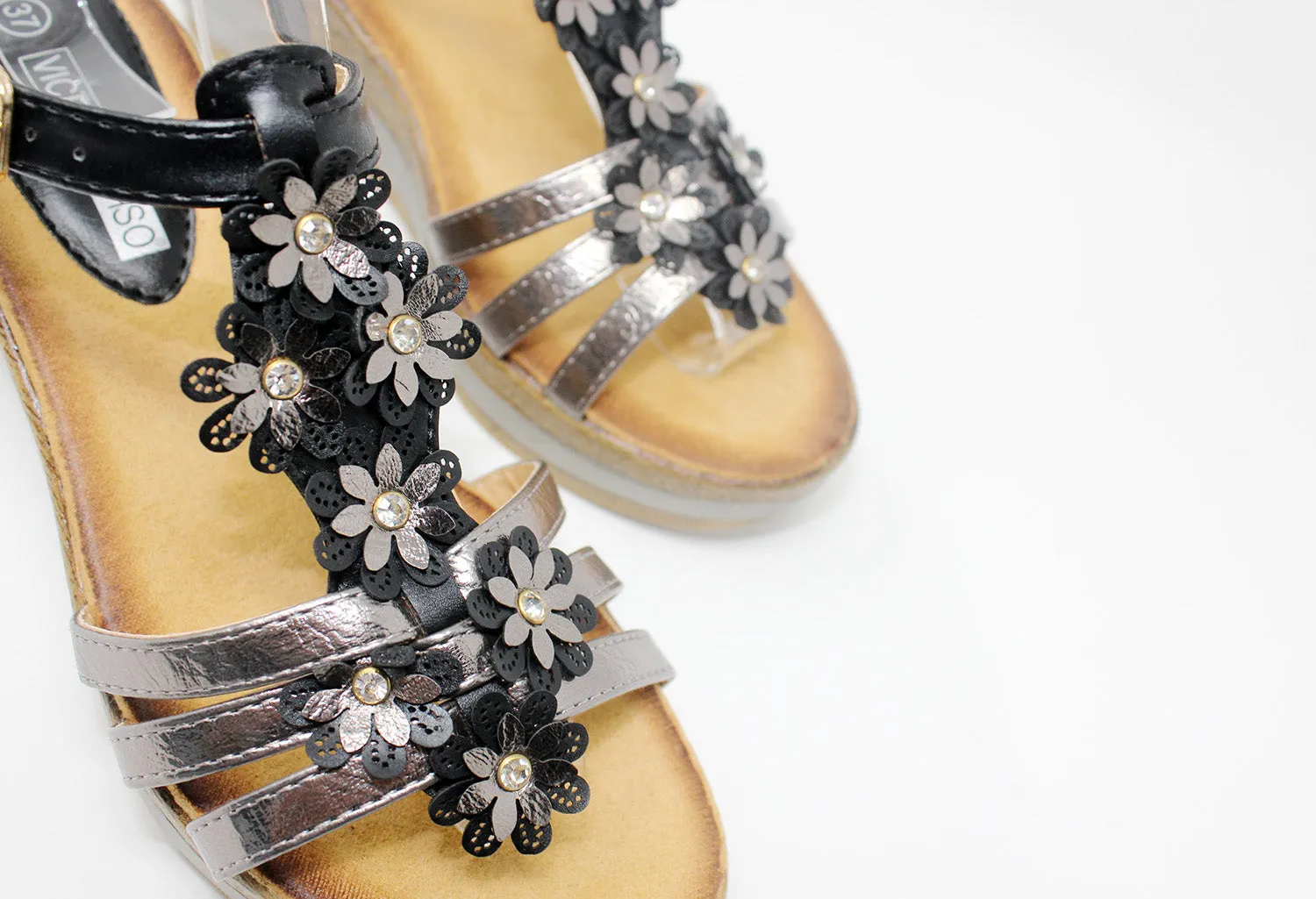 Floral Detail Black Wedge Sandal