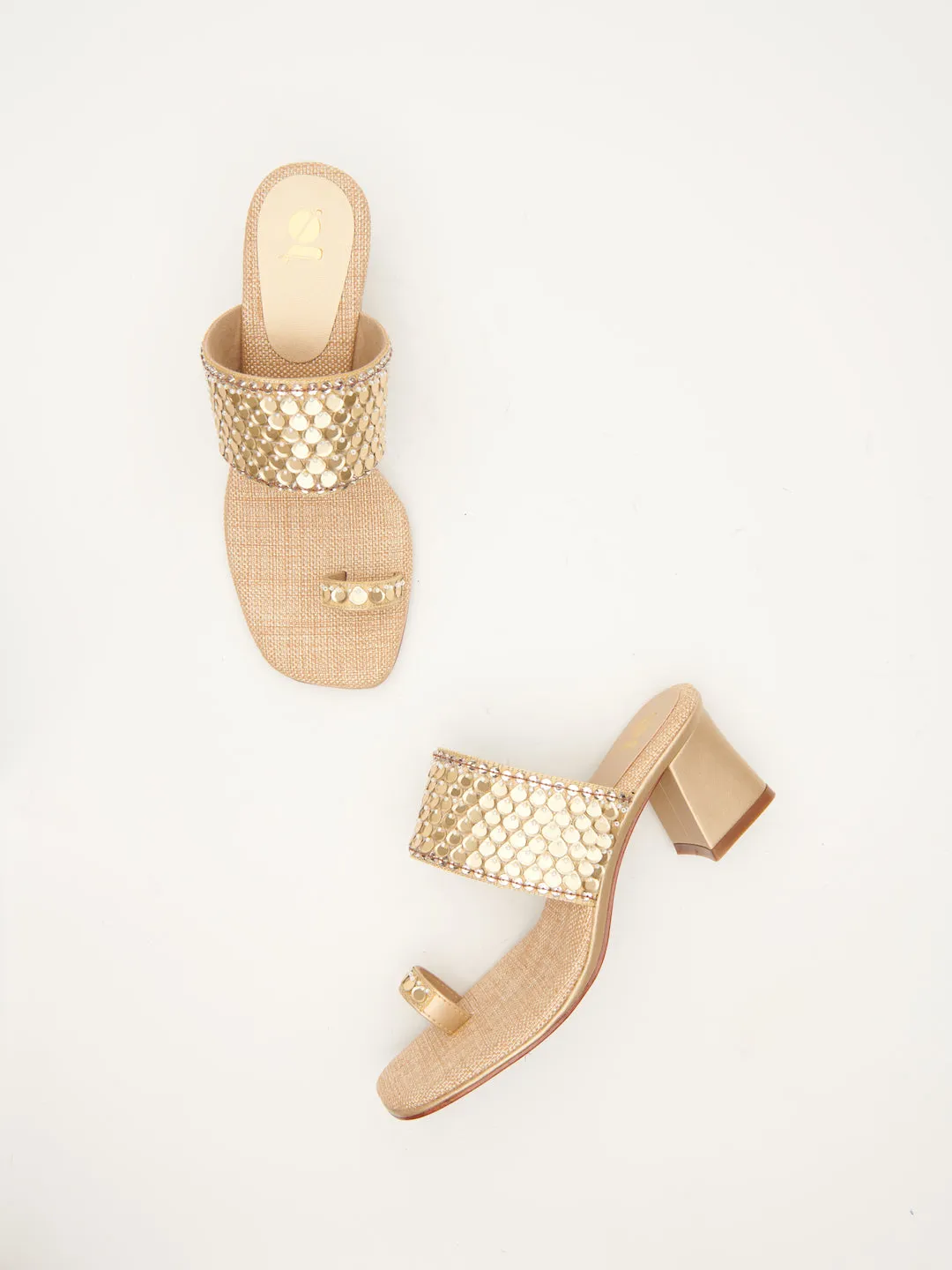 SCALES OF FIJI HEELS