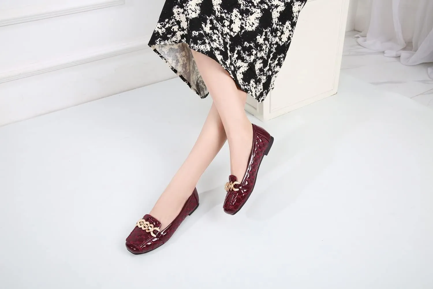 Women's Loafers Flats Casual Comfort Ladies Walking Shoes Moccasin Penny Loafers Slip On Work Shoes